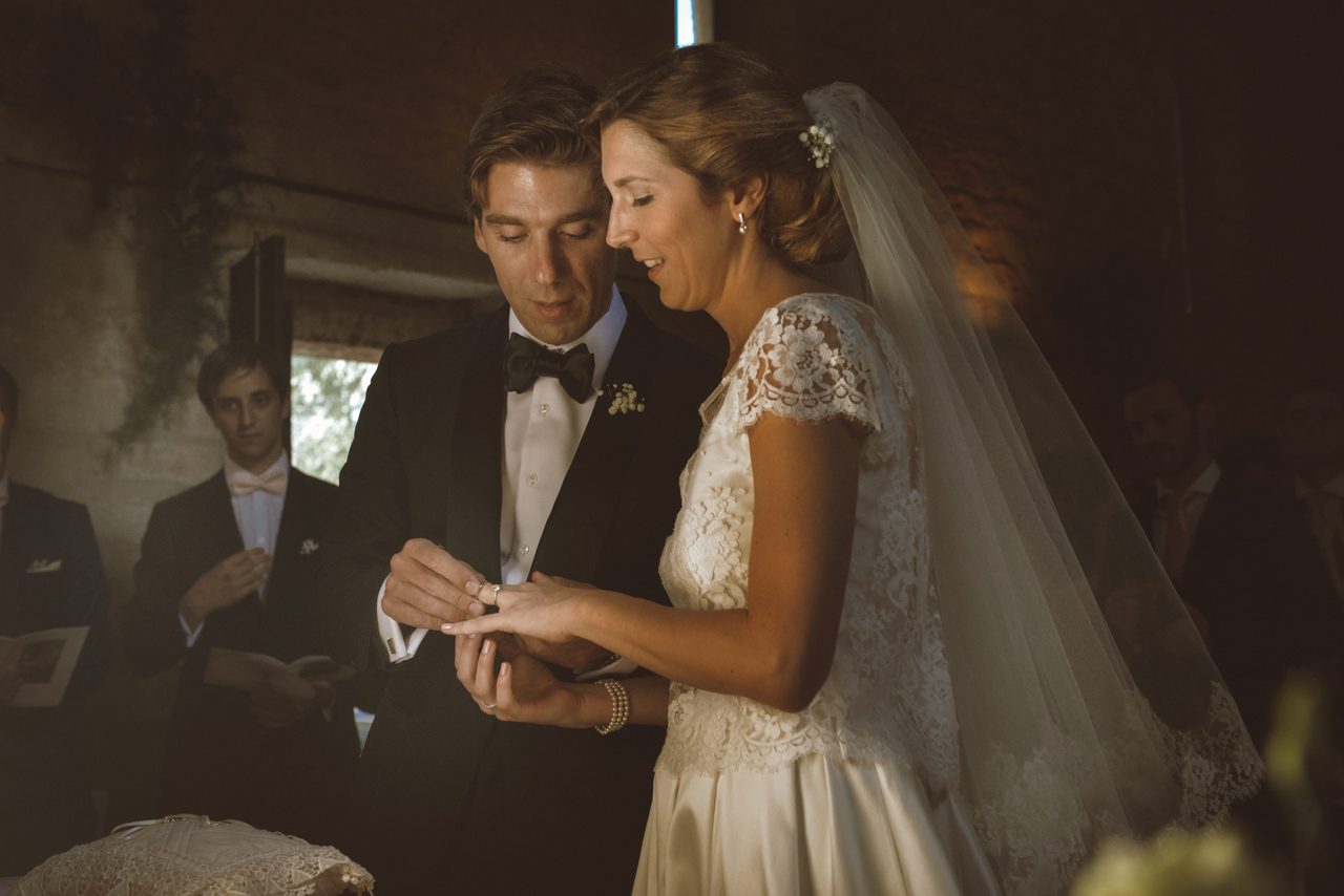#nextdoorbride by mitia wedding photographer in italy