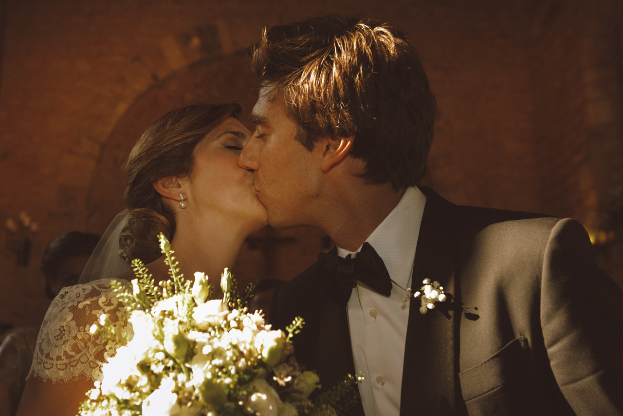 #nextdoorbride by mitia wedding photographer in italy
