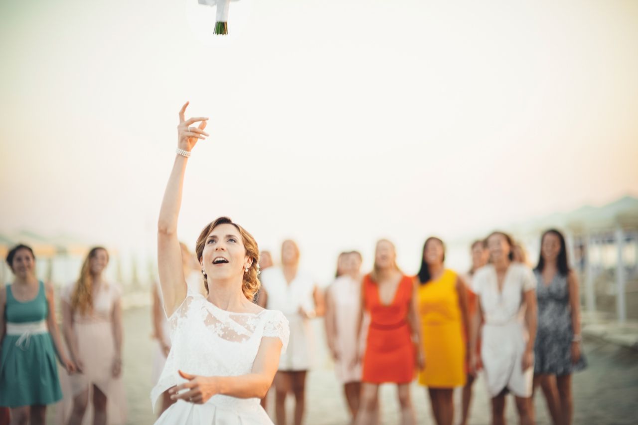 #nextdoorbride by mitia wedding photographer in italy