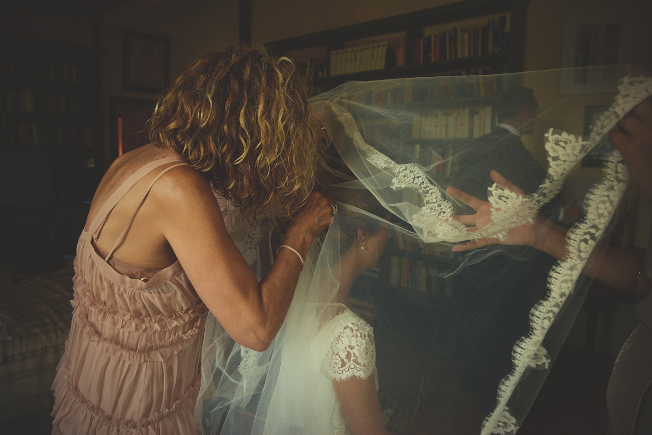 #nextdoorbride by mitia wedding photographer in italy