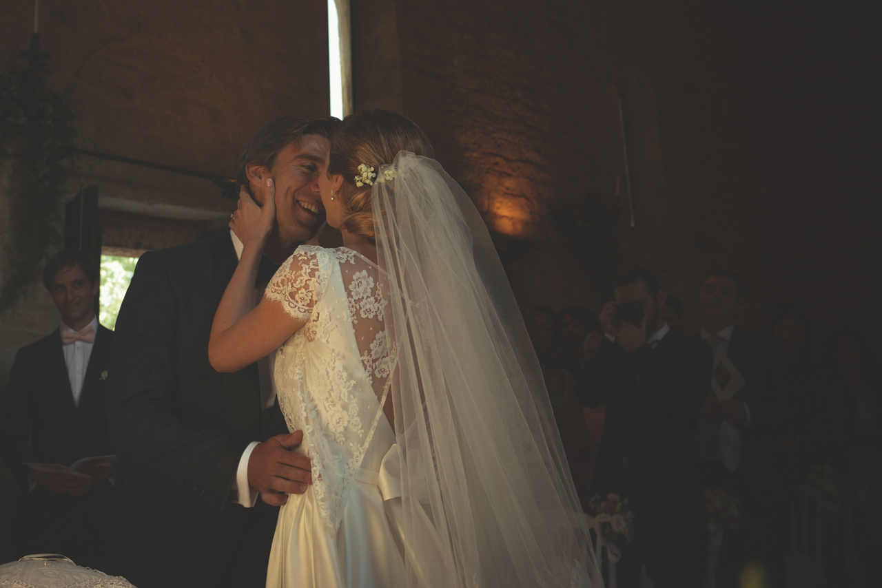#nextdoorbride by mitia wedding photographer in italy