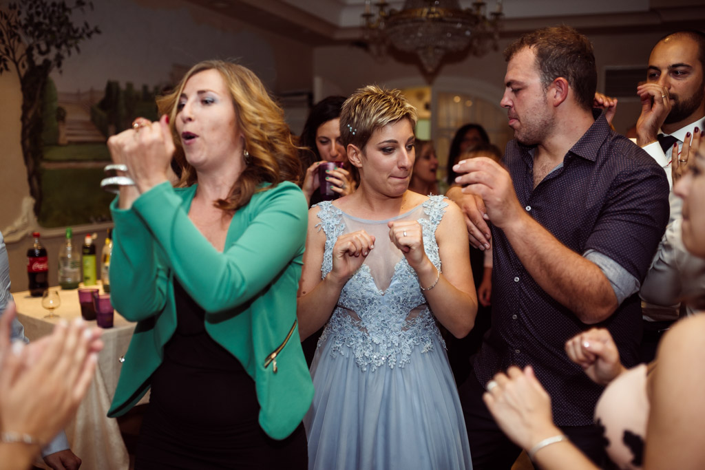#nextdoorbride by mitia wedding photographer in italy